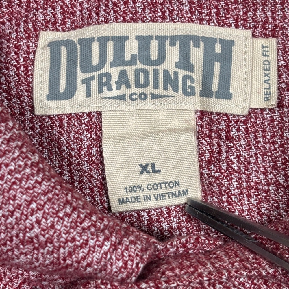 Duluth Trading Co Button Down Shirt Mens XL Red Textured Cotton Relaxed Fit - Picture 4 of 10